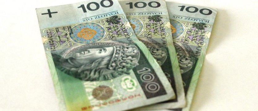 Sejm: Dodatki tylko dla medyków skierowanych do pracy przy COVID-19 przez wojewodę