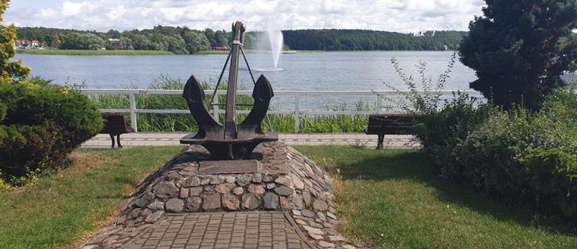 Historyczna kotwica ze statku m/s „Barlinek”