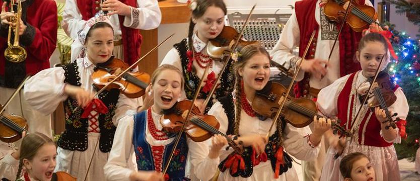 Zespół "Szczecinianie" ucieszył słuchaczy kolędami