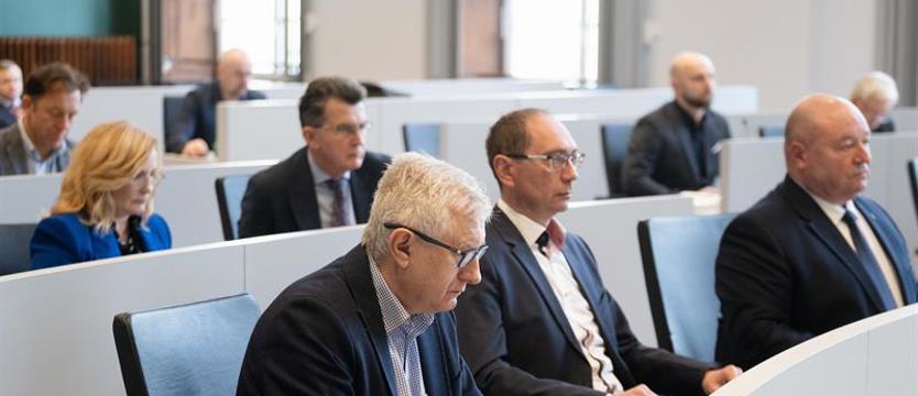 Co zrobić z zanieczyszczeniem? Jezioro Słoneczne rozgrzało radnych