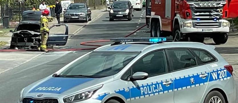 Samochód zderzył się z wozem strażackim w Zdrojach. Ucierpiał kierowca