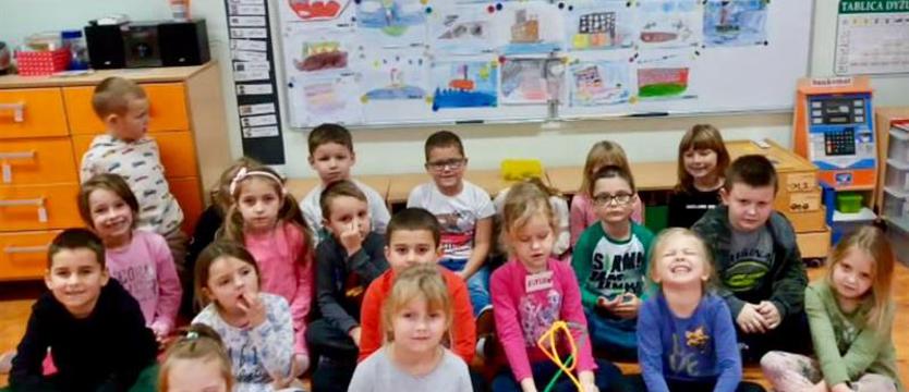 Wspiera lokalne społeczności
