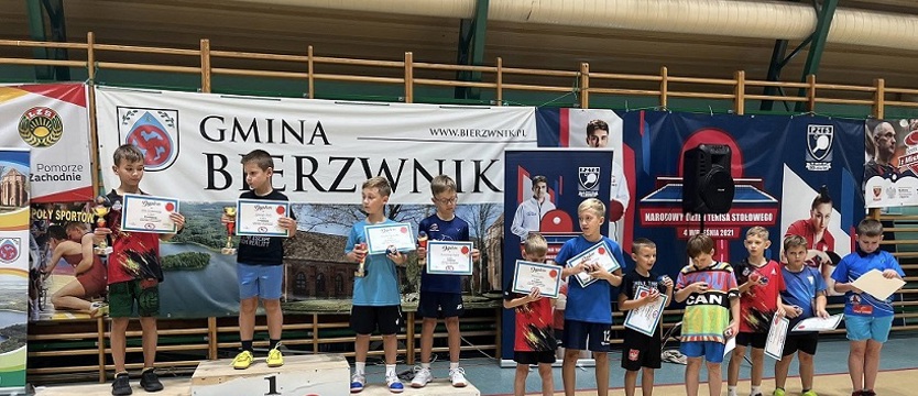 Tenis stołowy. Wojewódzkie kwalifikacje w Bierzwniku
