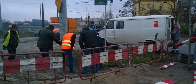 Pęknięta rura zablokowała Druckiego-Lubeckiego