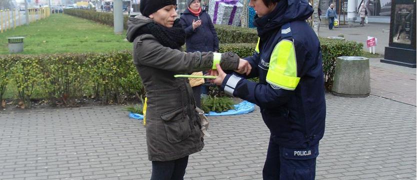 Odblaski od policjantów