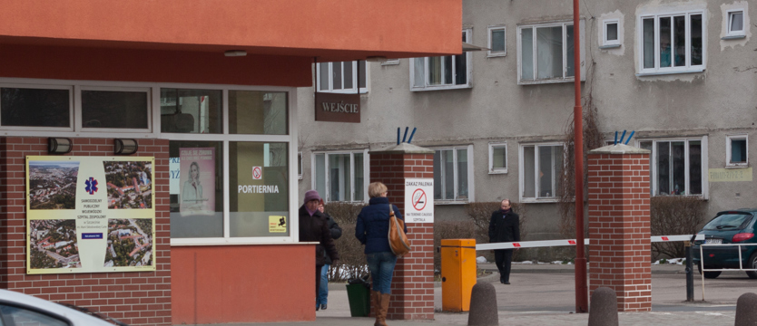 Z bólem do kolejki ?