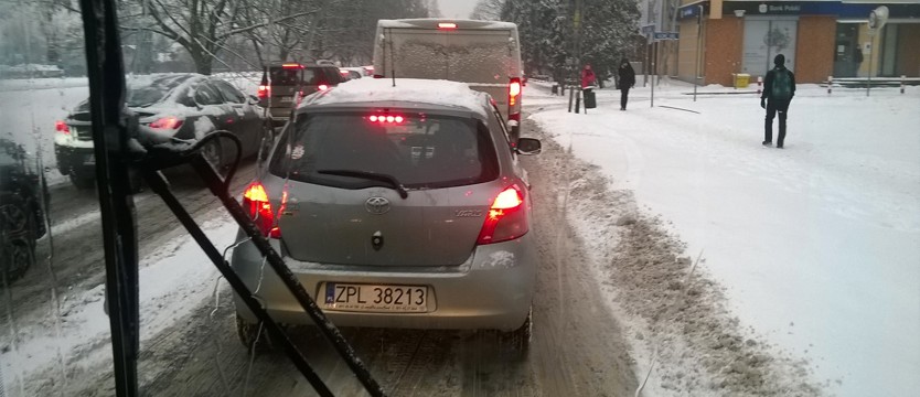 Służby pracują, mieszkańcy narzekają