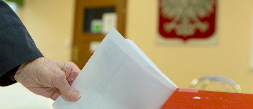 Członkowie komisji wyborczych oskarżeni