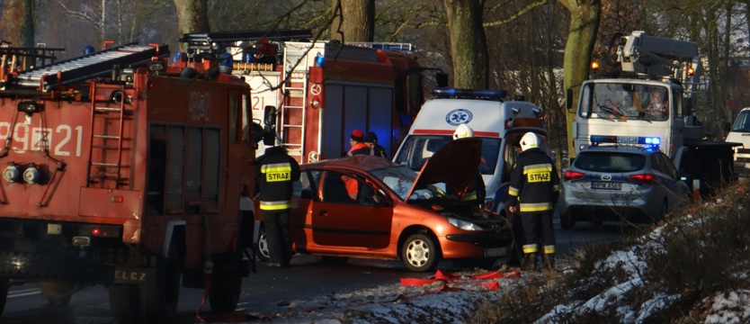 Ślisko na łobeskich drogach