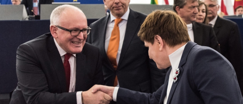Każdy został przy swym zdaniu