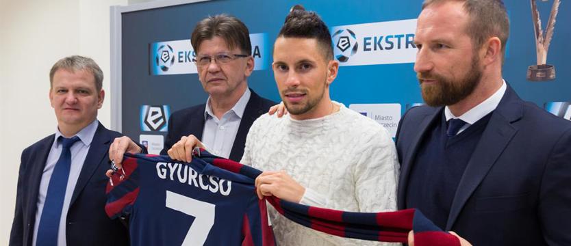 Piłka nożna. W ciągu roku odeszło 18 piłkarzy