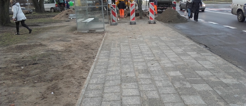 Chodnik w końcu cały
