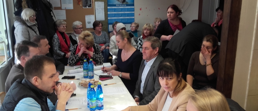 Niepewna przyszłość seniorów