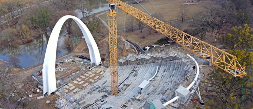 W parku Kasprowicza – betonu setki ton