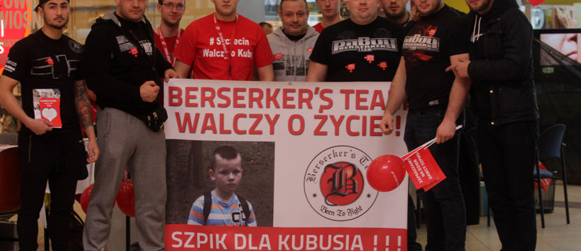 Berserkerzy pomagają Kubie