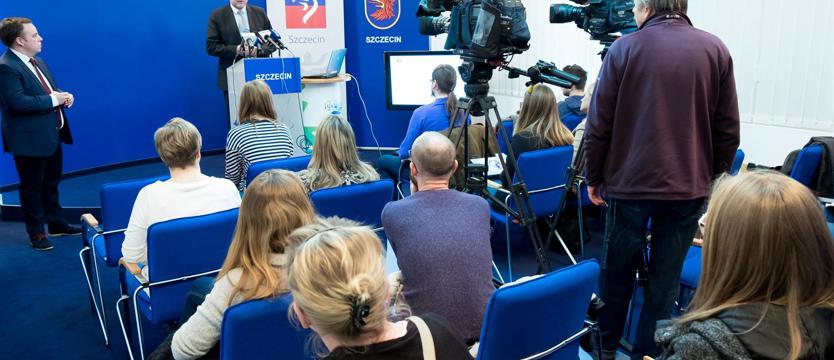 500 plus: Wnioski od kwietnia, pieniądze w lipcu