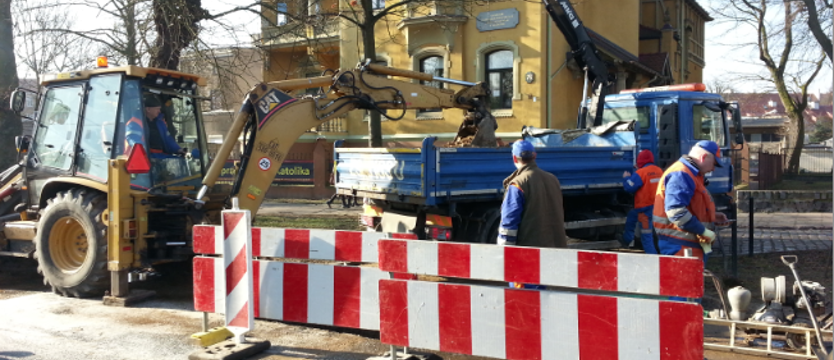 Awaria wodociągu w al. Wojska Polskiego