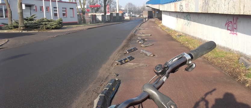 Rozjechana ścieżka