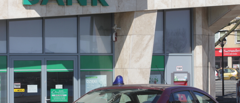Trwa obława na sprawcę napadu na bank
