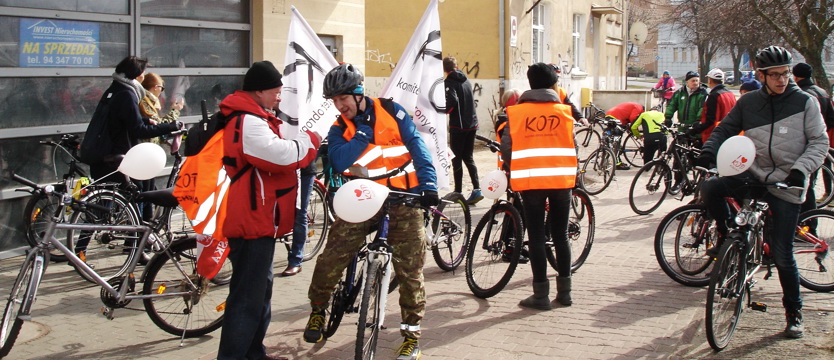 W obronie demokracji na rowerach
