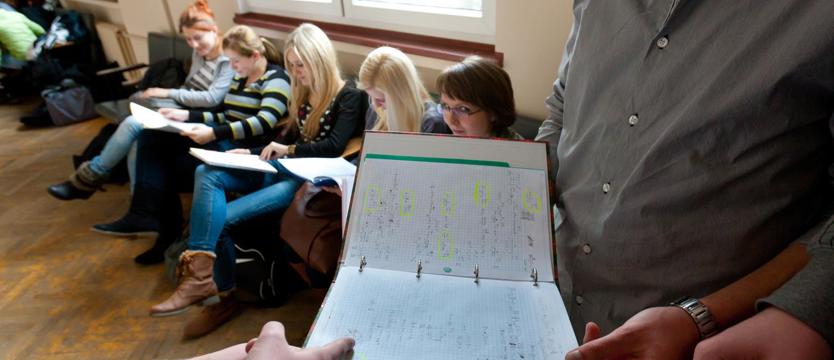 Koniec ze "Studiami dla wybitnych"