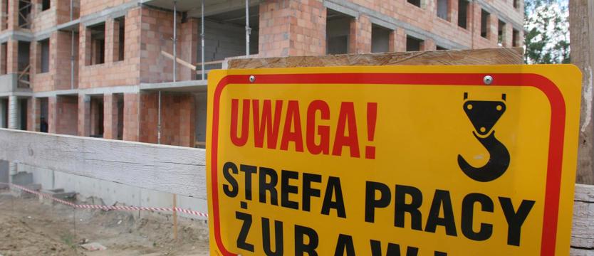 Oddali tysiące mieszkań