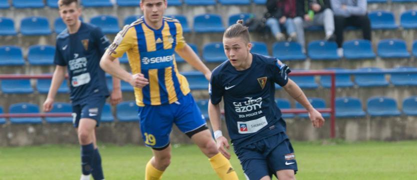 Piłka nożna. Kolejny junior w I drużynie