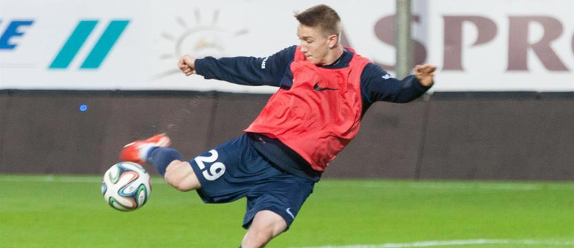 Piłka nożna. Powrót Listkowskiego do składu