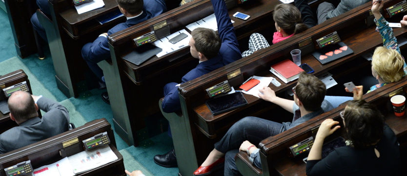 Po głosowaniu na „dwie ręce” jest nowy sędzia TK