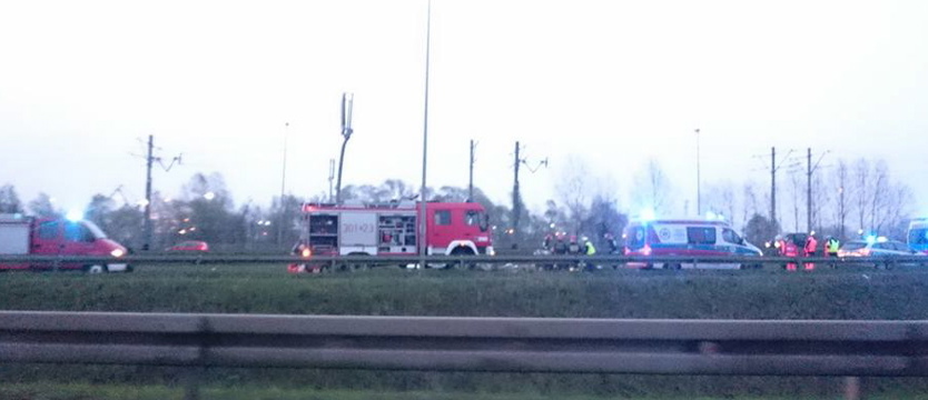 Śmiertelny wypadek przed mostem Pionierów. Korek i objazdy
