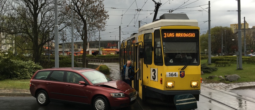Stłuczka za stłuczką...