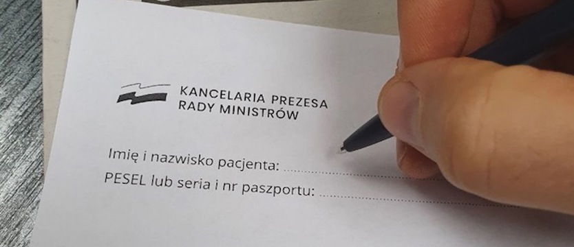 Kwestionariusz przed szczepieniem w poniedziałkowym „Kurierze Szczecińskim”