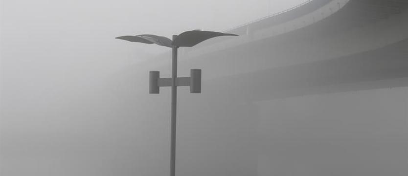 Ostrożnie na drogach. Będą mgły