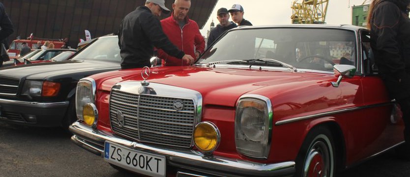 Pożegnanie sezonu z motoryzacyjnymi klasykami na Łasztowni
