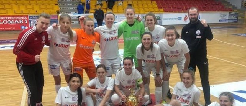 Piłka nożna. LFA z Pucharem Futsalu