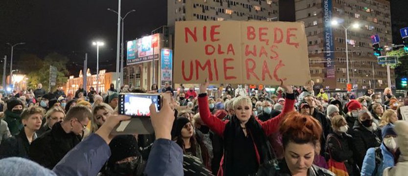 W środę manifestacja na pl. Adamowicza w Szczecinie. „Ani jednej więcej - dla Pani Agnieszki"