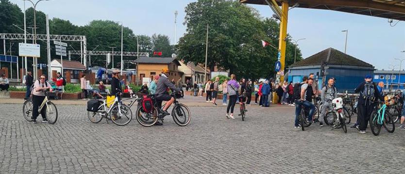 Awantury przy przeprawie w Świnoujściu. Co się dzieje z promami?