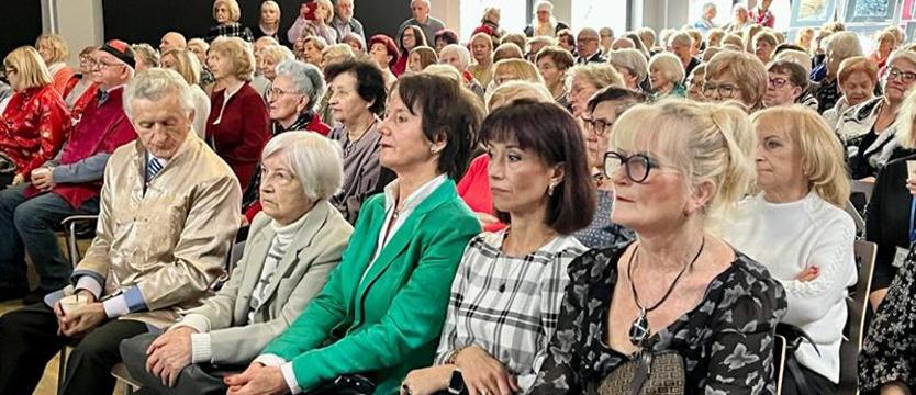 Z piosenką przez życie - wykład SUTW
