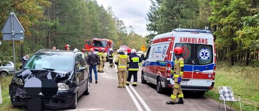 Zderzenie trzech samochodów między Nowogardem a Golczewem
