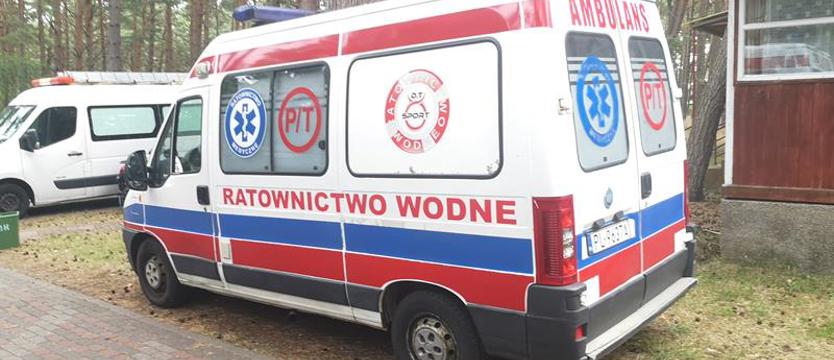 Aż strach się kąpać, czyli... Ratownicy bez sprzętu i jedzenia?