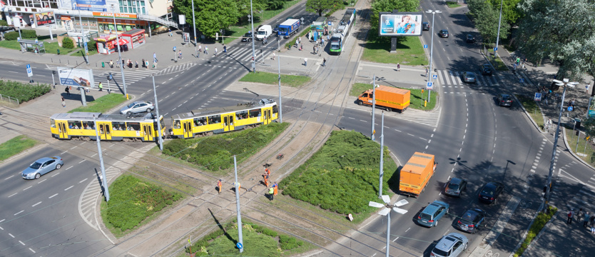 Do południa na torach spokojnie