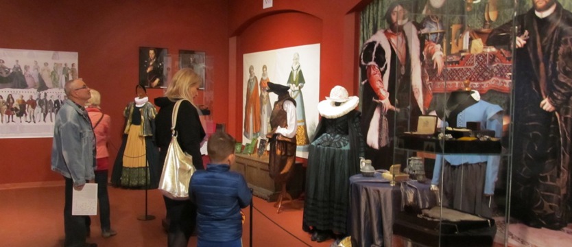 Szyk i moda w muzeum