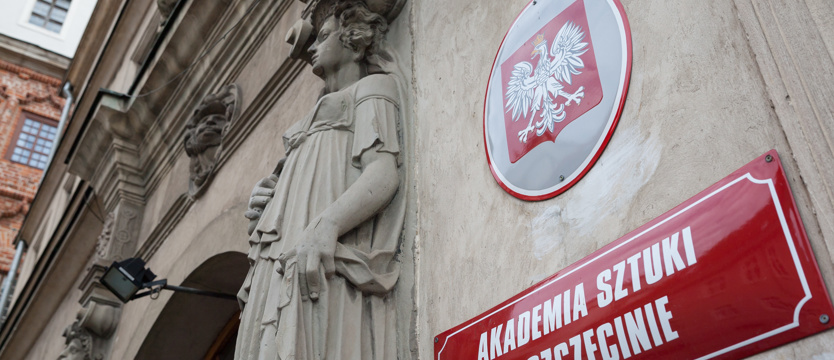 Studenci w obronie portierów