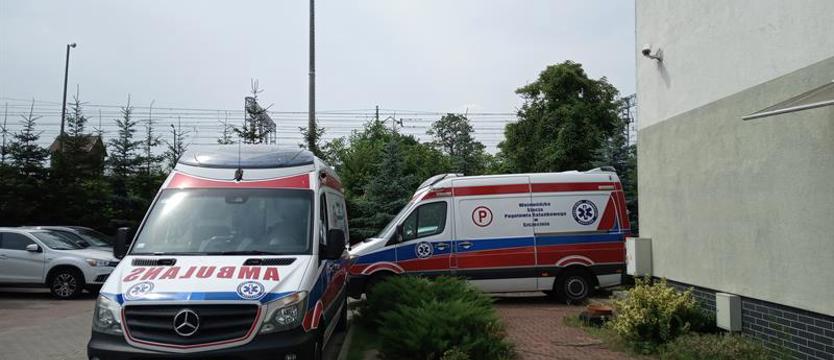 Ratownicy mają dość. W regionie brakuje obsady karetek