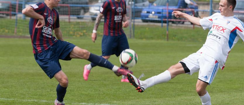 Piłka nożna. Legia podejmuje Pogoń