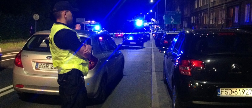 Zabójstwo na ulicy, nożownik w rękach policji