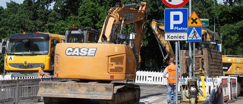 Kopią i kręcą. Szczerbcowa i Wały Chrobrego z utrudnieniami