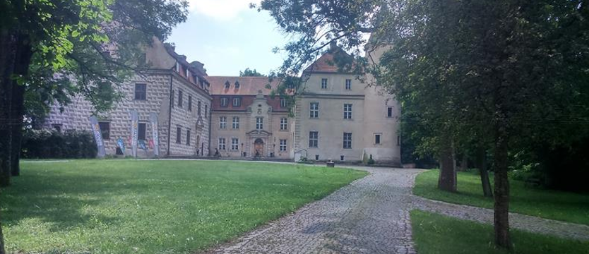 Na zamku straszy