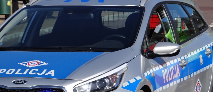 Uciekał przed policją kradzionym autem