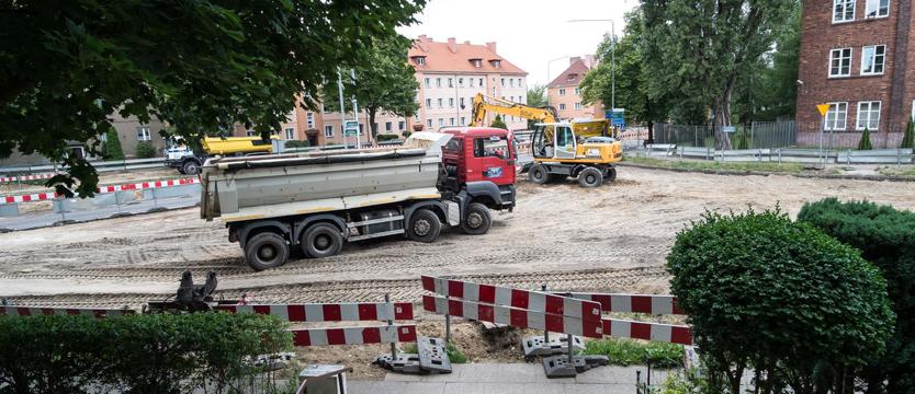 Krzyżówka pełna roboty